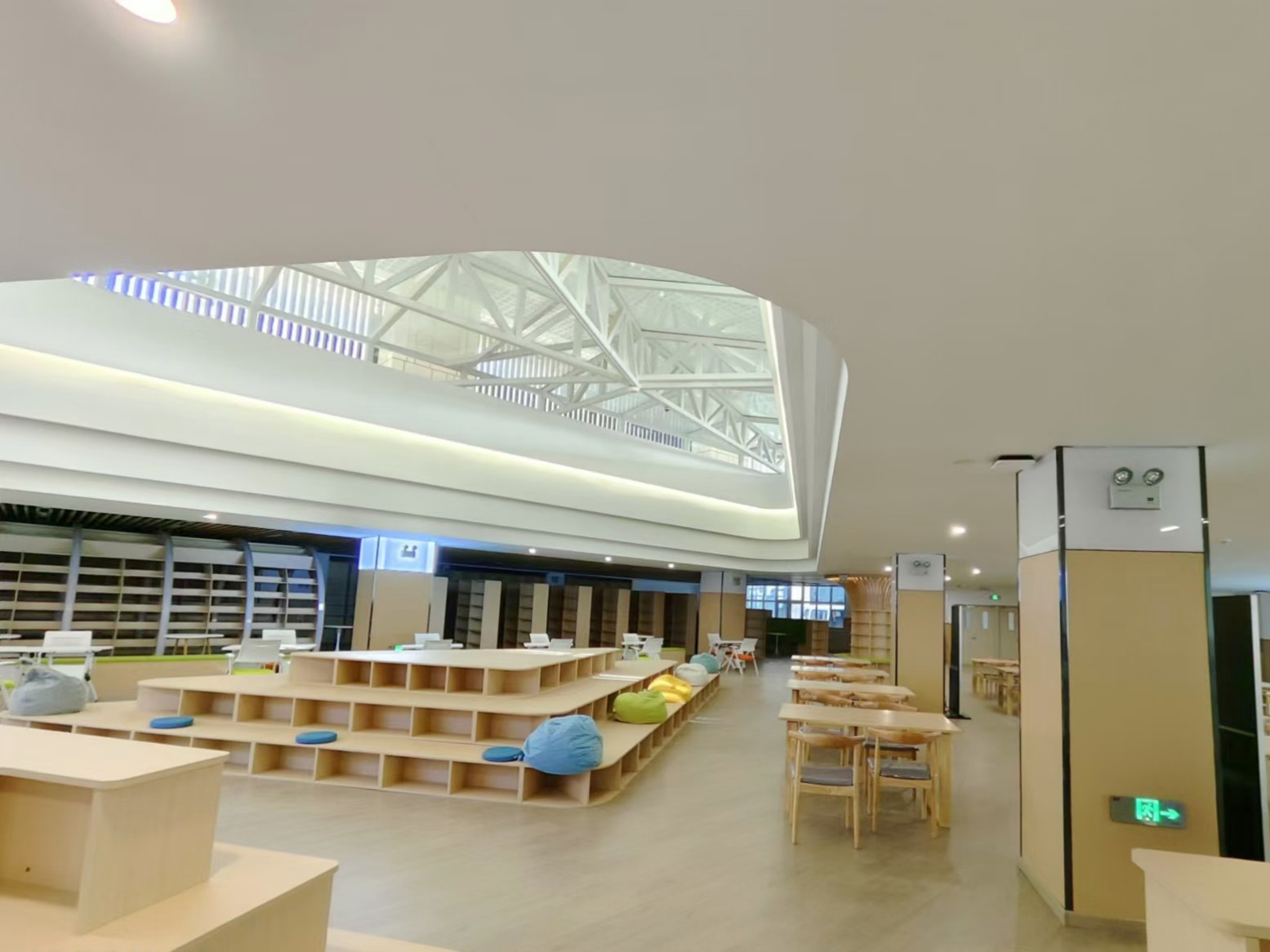 优游国际bu8案例 | 锚定未来，助力南川中学打造西部教育数字化新标